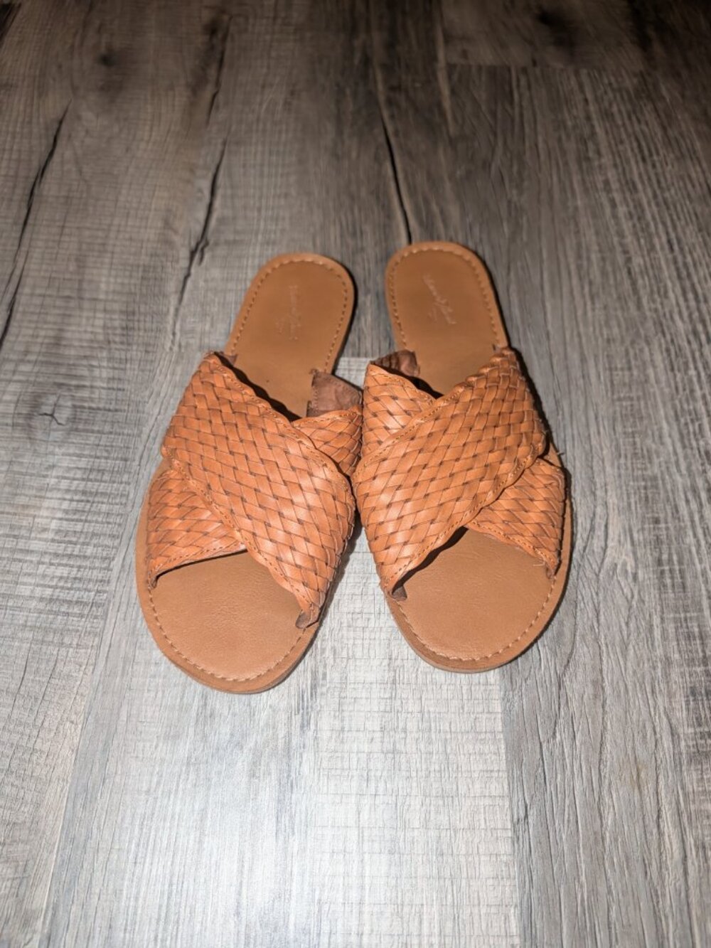 Universal Thread Sandals - Picture 3 of 3
